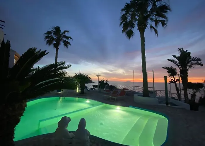 & Pool 3* Тропея